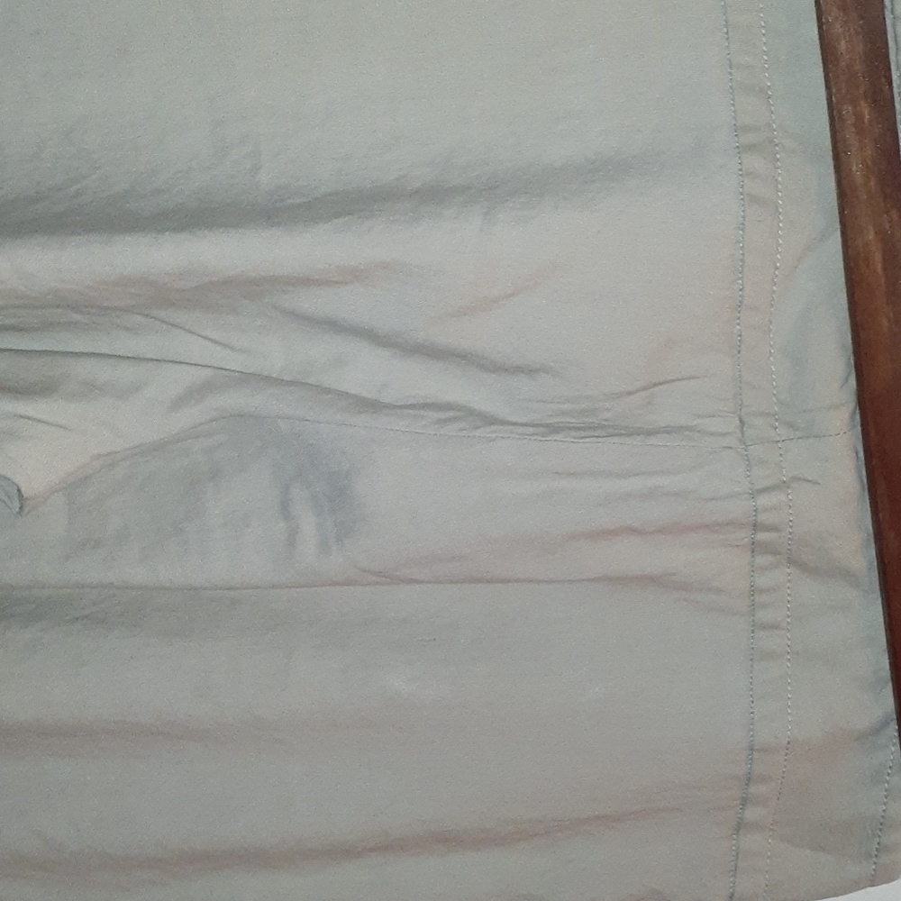 Tan pants - Picture 3 of 3